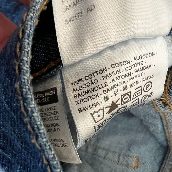 LEVI'S 505 REGULAR STRAIGHT FIT CASUAL CLASSIC EVERYDAY WEAR DENIM SHORTS SZ. 42 - Picture 4 of 5